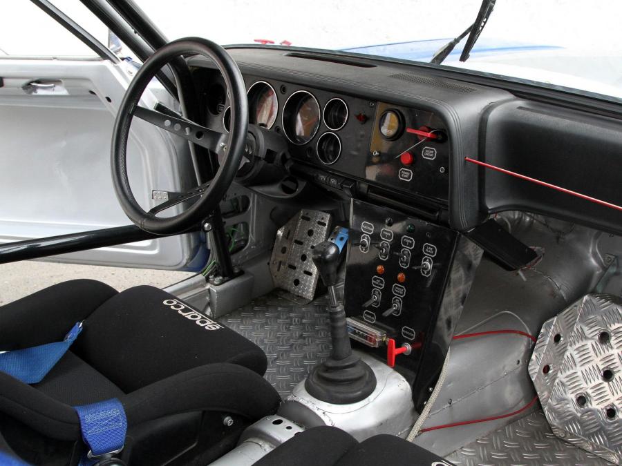 Интерьер Ford Capri RS2600 Group 2 1969 года  (фото 14 из 16)